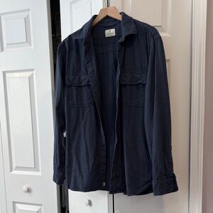 Navy Men's Casual Button Down Shirt